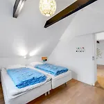 Laurentia - 200m From The Sea By Interhome 度假居 *