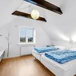 Laurentia - 200m From The Sea By Interhome 度假居 *