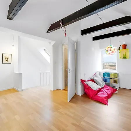 Laurentia - 200m From The Sea By Interhome *
